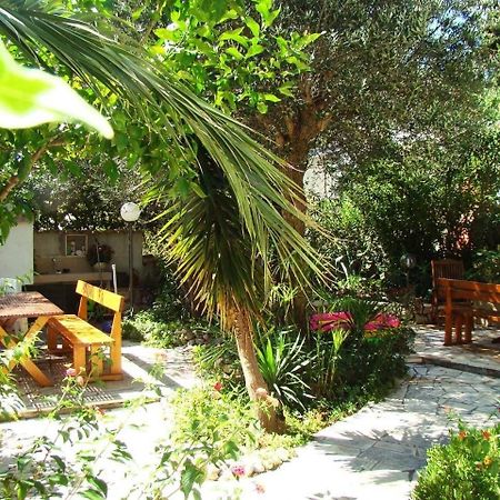 אורביץ Apartments Tonka - 150M From The Sea & Parking מראה חיצוני תמונה