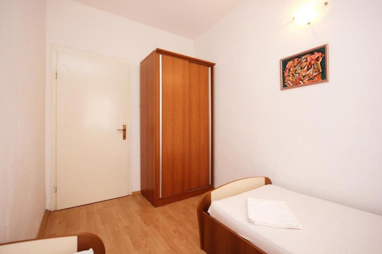 אורביץ Apartments Tonka - 150M From The Sea & Parking מראה חיצוני תמונה