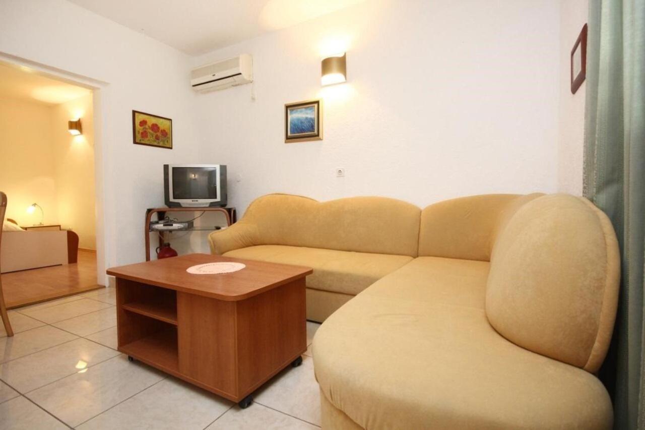 אורביץ Apartments Tonka - 150M From The Sea & Parking מראה חיצוני תמונה
