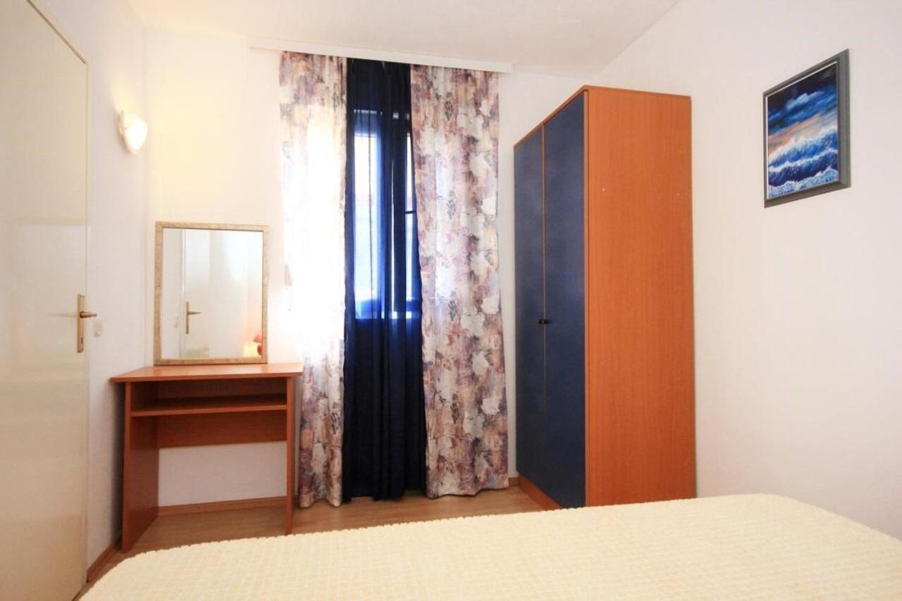 אורביץ Apartments Tonka - 150M From The Sea & Parking מראה חיצוני תמונה