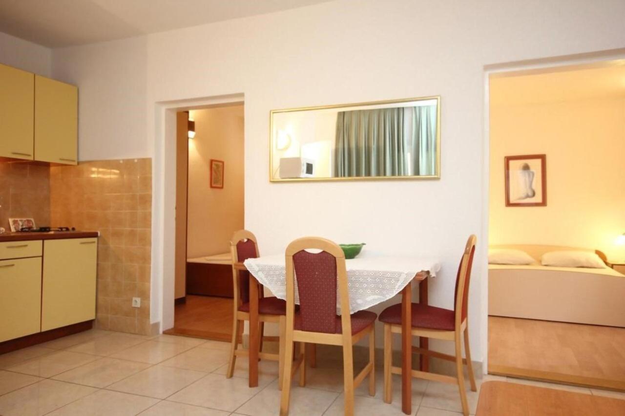 אורביץ Apartments Tonka - 150M From The Sea & Parking מראה חיצוני תמונה