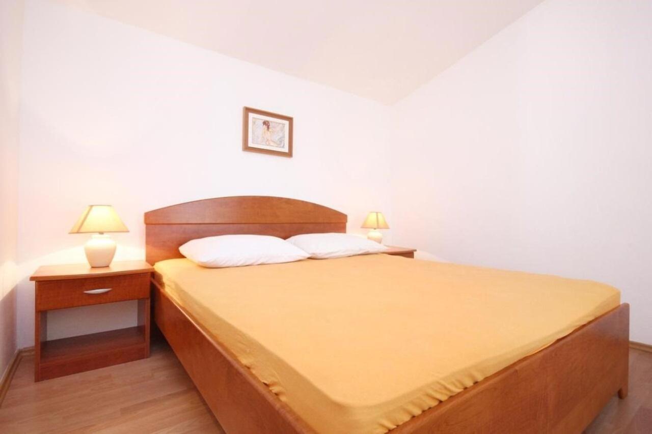 אורביץ Apartments Tonka - 150M From The Sea & Parking מראה חיצוני תמונה