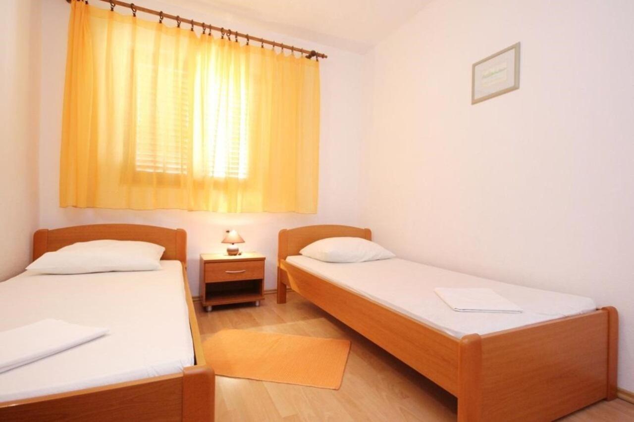 אורביץ Apartments Tonka - 150M From The Sea & Parking מראה חיצוני תמונה