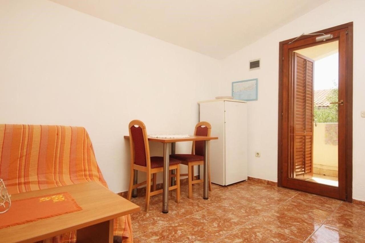 אורביץ Apartments Tonka - 150M From The Sea & Parking מראה חיצוני תמונה