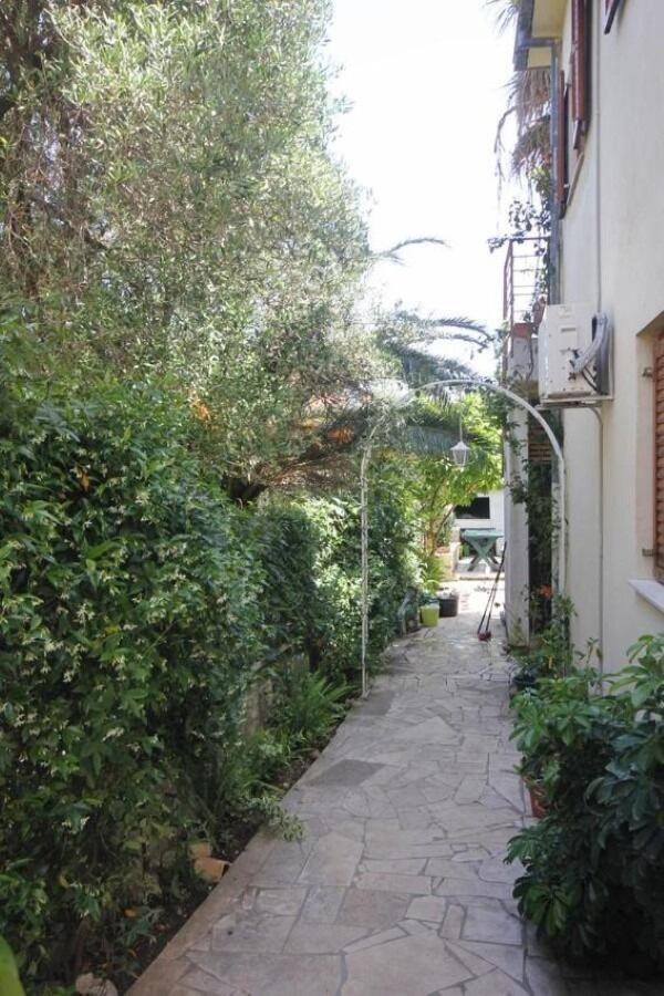 אורביץ Apartments Tonka - 150M From The Sea & Parking מראה חיצוני תמונה