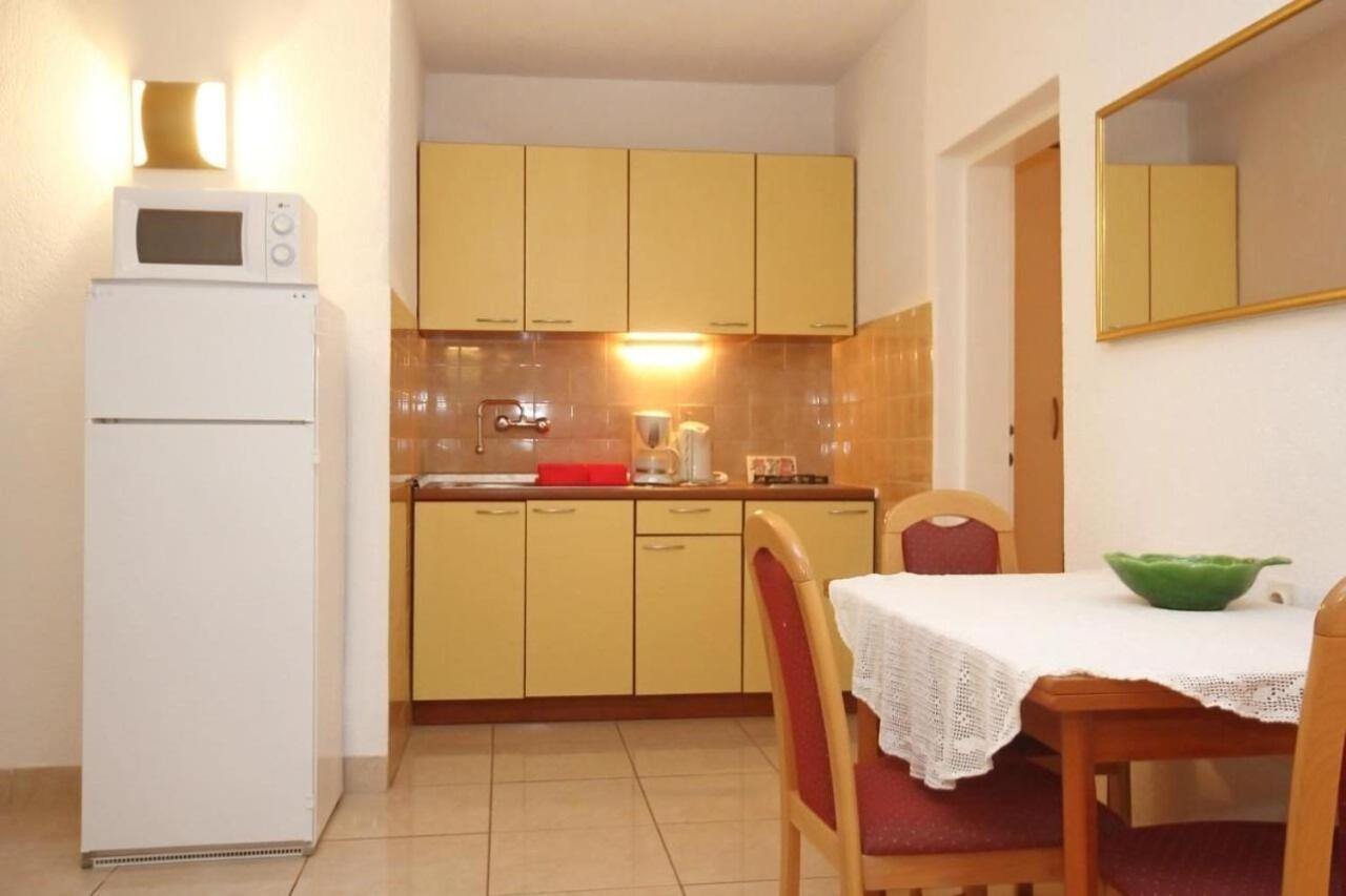 אורביץ Apartments Tonka - 150M From The Sea & Parking מראה חיצוני תמונה